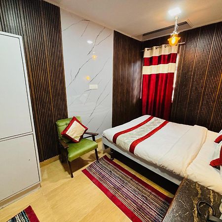 Hotel Amar Mussoorie Esterno foto