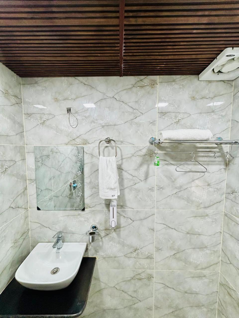 Hotel Amar Mussoorie Esterno foto
