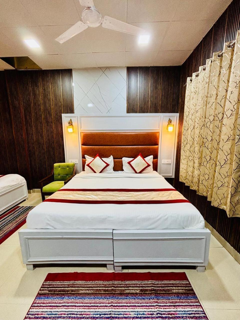 Hotel Amar Mussoorie Esterno foto