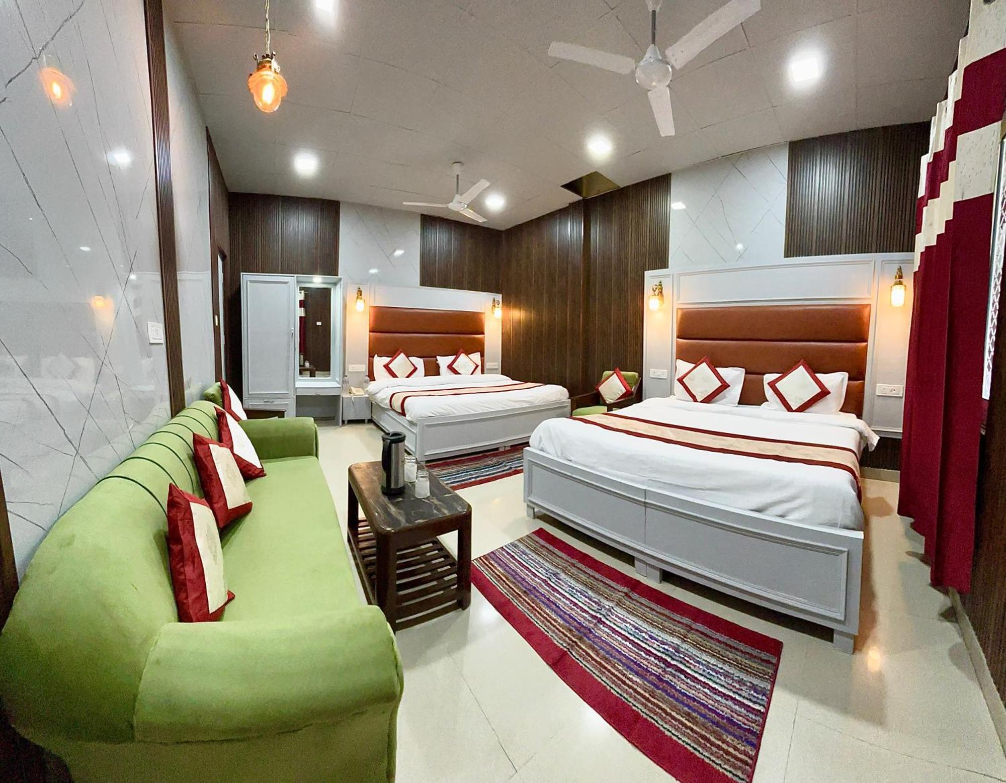 Hotel Amar Mussoorie Esterno foto
